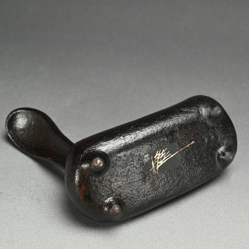 Contemporary Silver Pottery Vessel ー柳原睦夫 "ギン オリベ ペロット瓶"