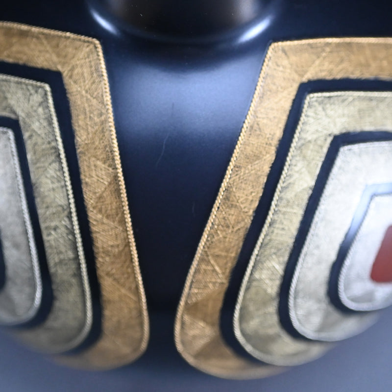 Silver Inlay Tsubo ー鹿島 和生 "布目象嵌金彩飾壺"