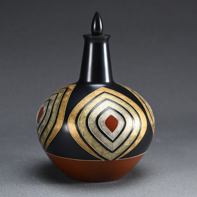 Silver Inlay Tsubo ー鹿島 和生 "布目象嵌金彩飾壺"