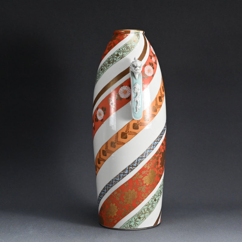 Late Meiji period Kaburaki Kutani Porcelain Vase