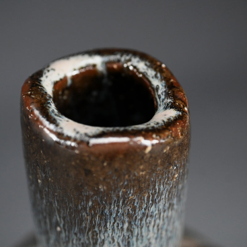 Kurinuki Hagi Vase ー兼田 昌尚 “萩灰被刳貫花入”