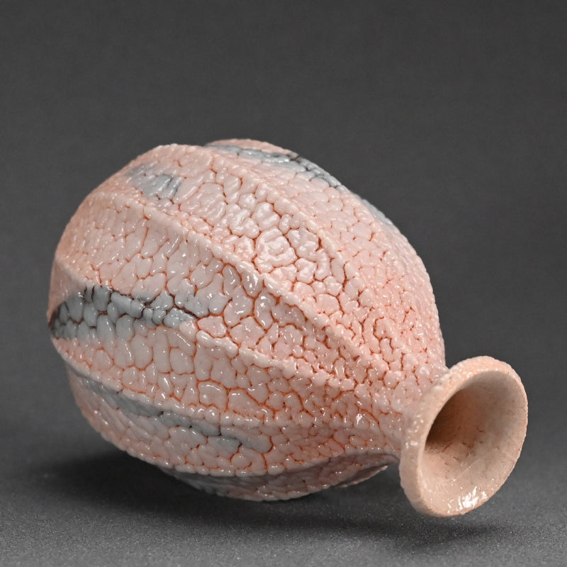 Shino Tokkuri and Ai-iro Shino Guinomi ー酒井 博司 "紅志野徳利", "藍色志野ぐい呑み"