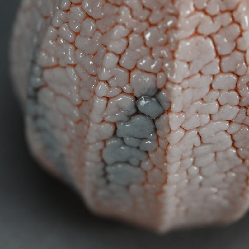 Shino Tokkuri and Ai-iro Shino Guinomi ー酒井 博司 "紅志野徳利", "藍色志野ぐい呑み"