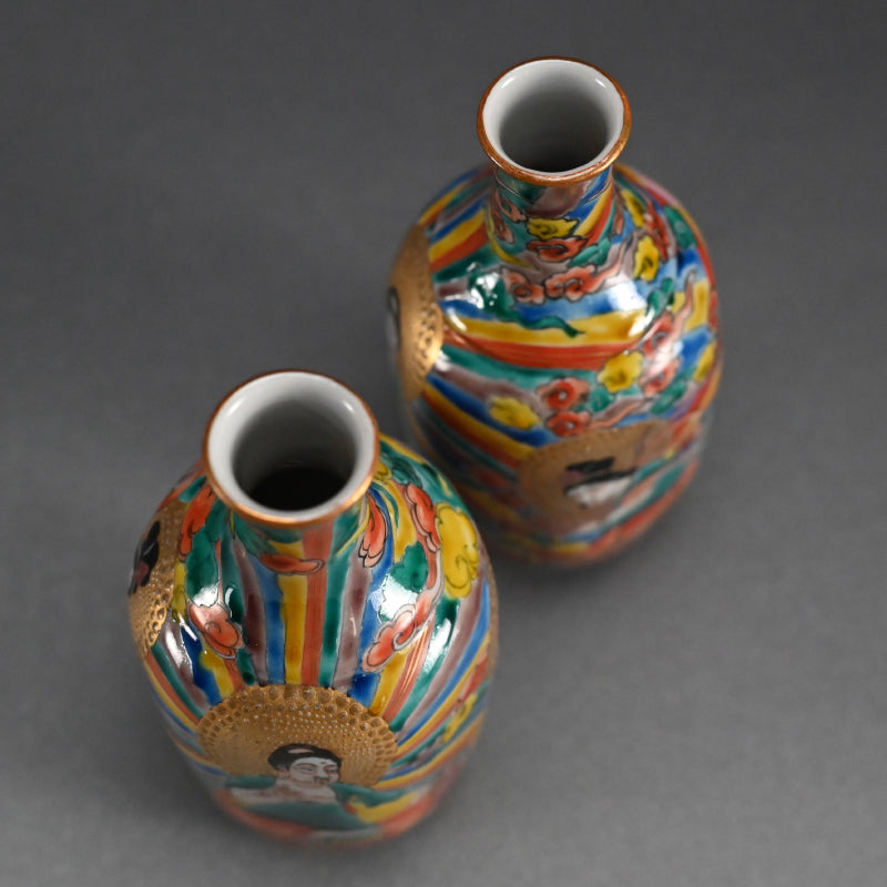 Striking Antique Japanese Porcelain Kutani Tokkuri