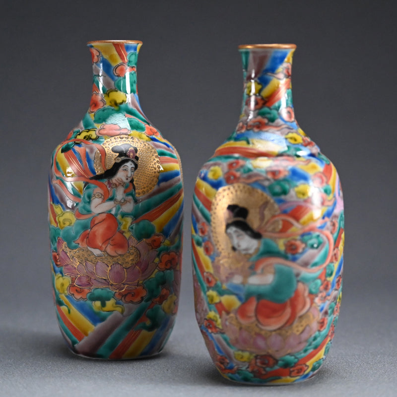 Striking Antique Japanese Porcelain Kutani Tokkuri