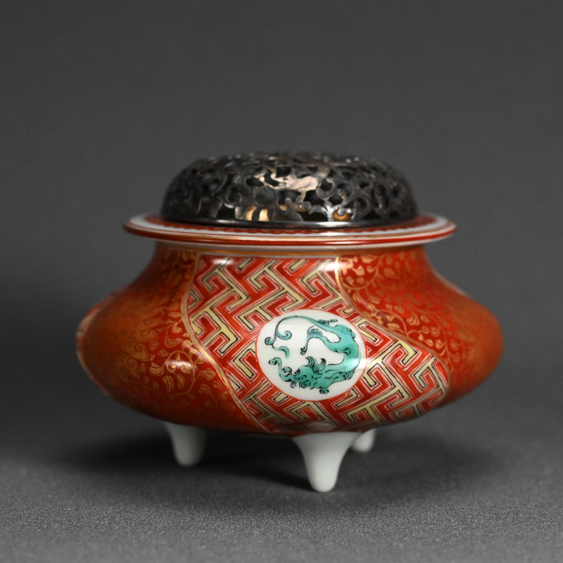 Miyagawa (Makuzu) Kozan Kinrande Koro with Silver Lid ー宮川 香山 "香壚"