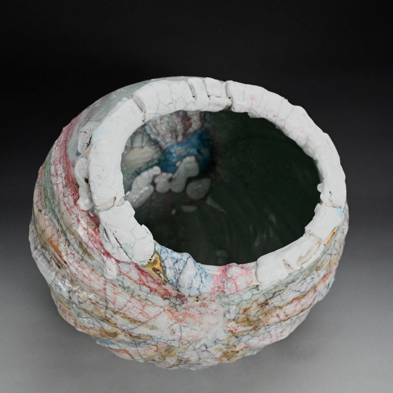 Massive Contemporary Vase ー氏家 昂大 “漆貫入彩 白釉 大壺”