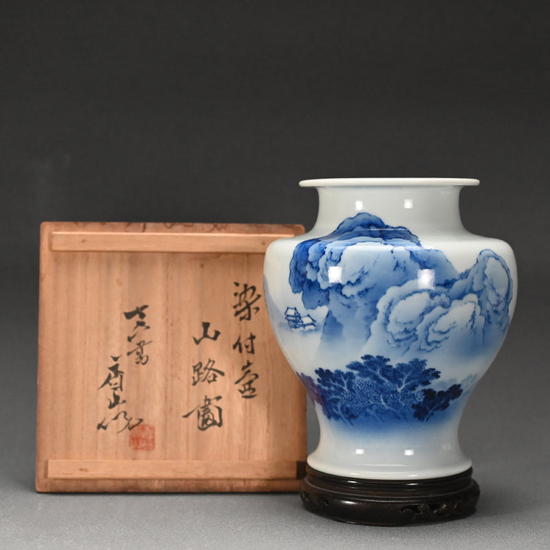 Blue & White Porcelain Vase ー宮川 香山 "染付壺 山路圖"