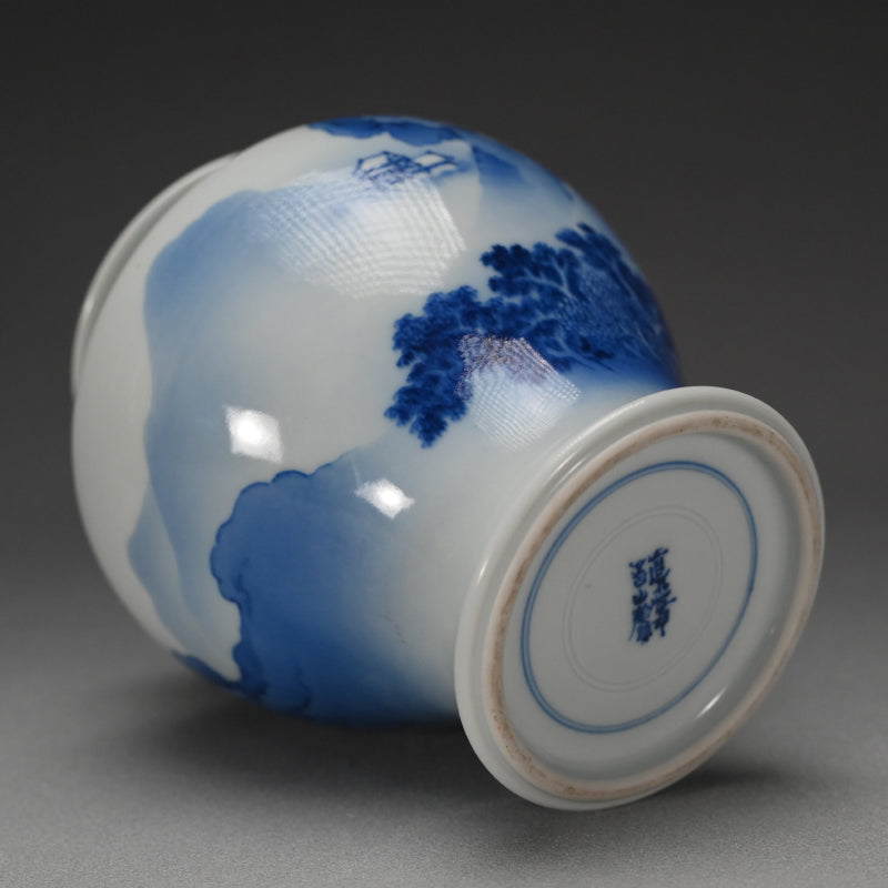 Blue & White Porcelain Vase ー宮川 香山 "染付壺 山路圖"