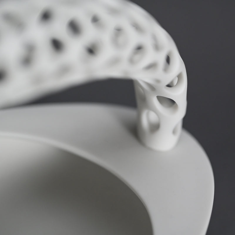 Contemporary Sake Serving Katakuchi Vessel ー加藤 好康 “白磁透文 片口”