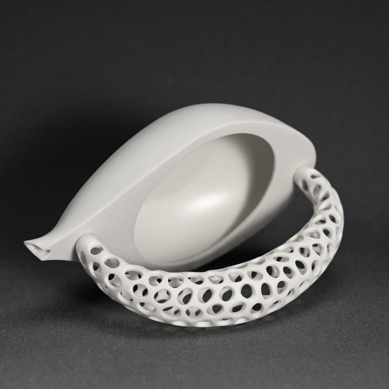 Contemporary Sake Serving Katakuchi Vessel ー加藤 好康 “白磁透文 片口”
