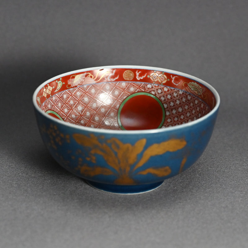 Spectacular Antique Japanese Imari Porcelain Bowl