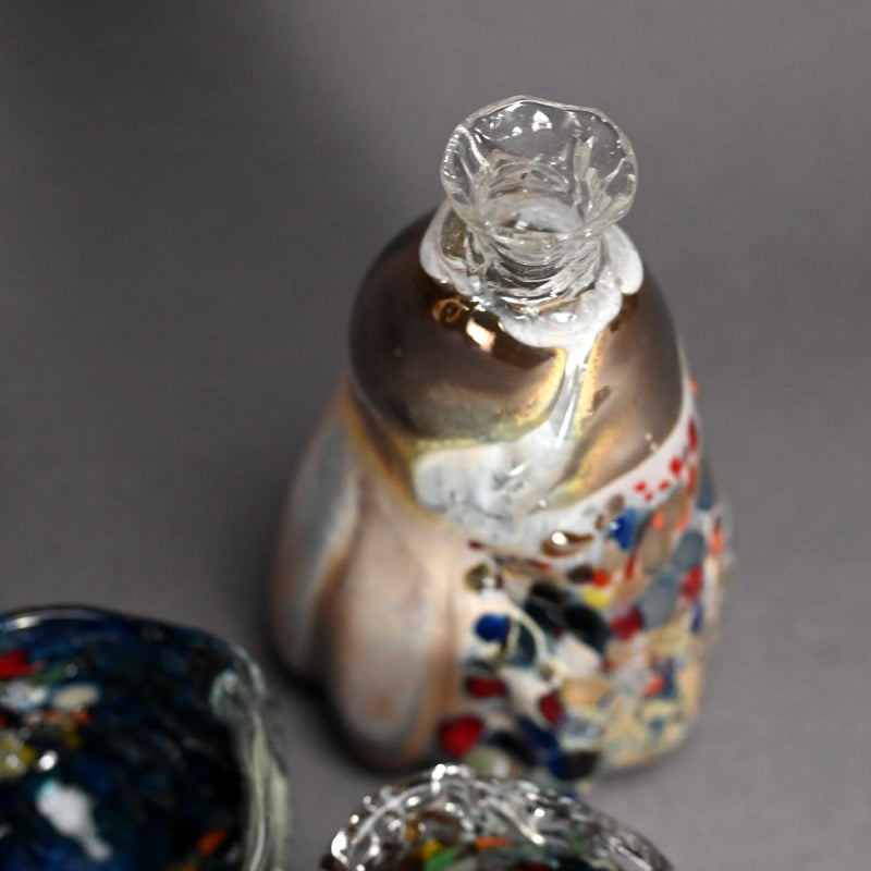 Glass Tokkuri and Cups ー奥島 圭二 “玻璃酒器一式 徳利と盃”