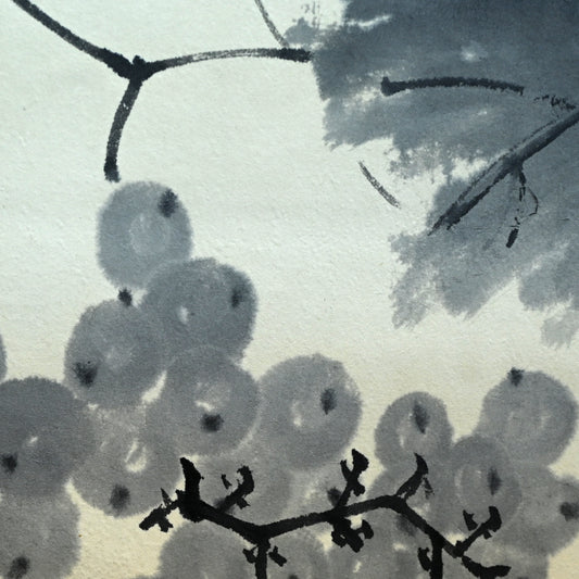 Grape Cluster by Zen Nun ー大石 順教尼 “葡萄之図”