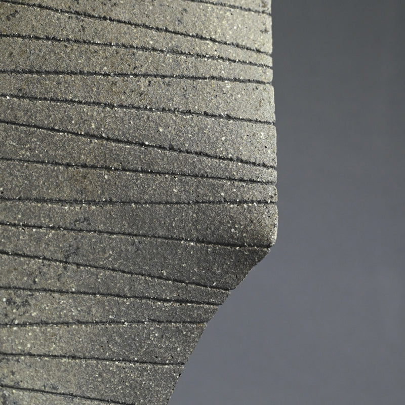 Massive Brutalist Vase ー伊藤 信 “線文壷”