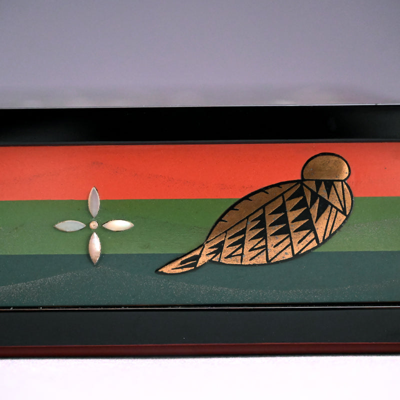 Nationally Exhibited Decorative Lacquer Box ー山崎 覚太郎 “遊漁飾箱”
