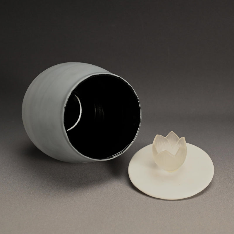 Exquisite Japanese Glass Mizusashi ー松本 正雄