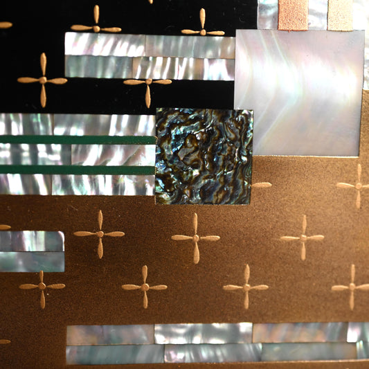 Exquisite Lacquer Box ー服部 俊昭 “螺鈿小箱 彩歌”