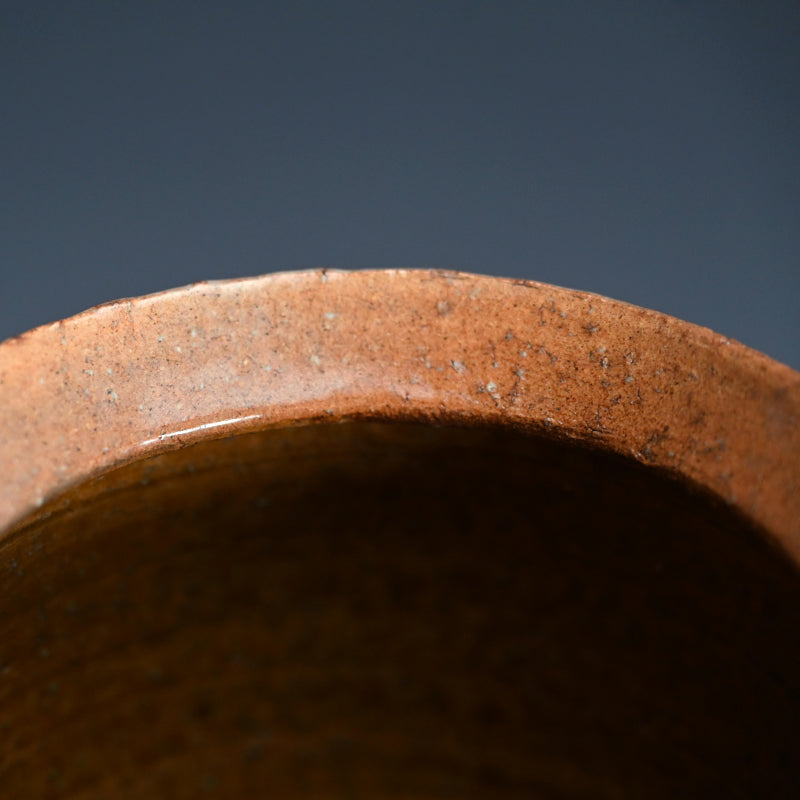 Hagi Pottery Mizusashi ー大和 保男 “萩焼 水指”