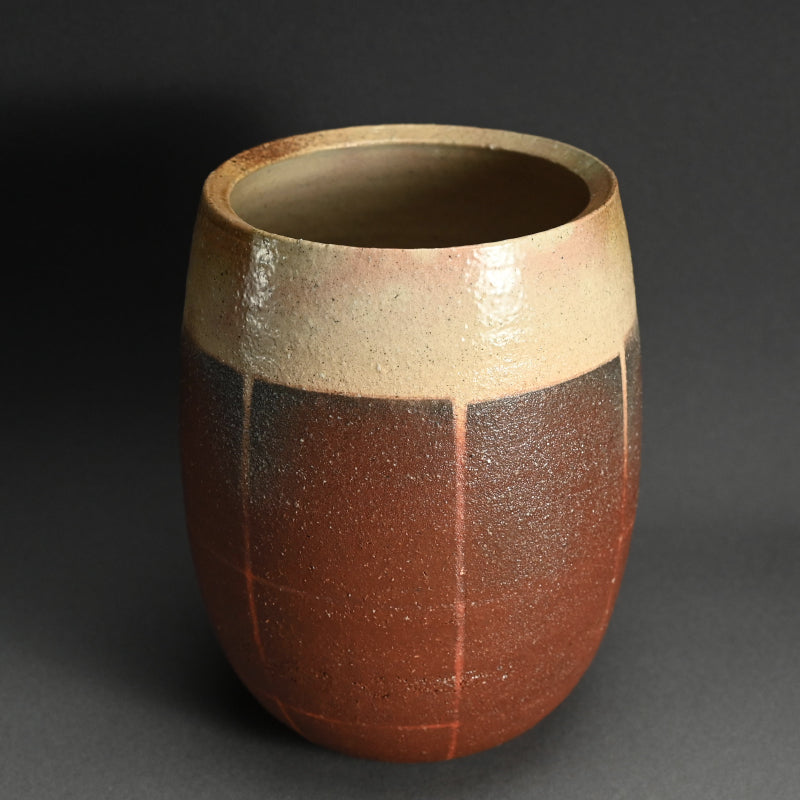 Hagi Vase ー大和 保男 “萩焼 素箔花瓶”