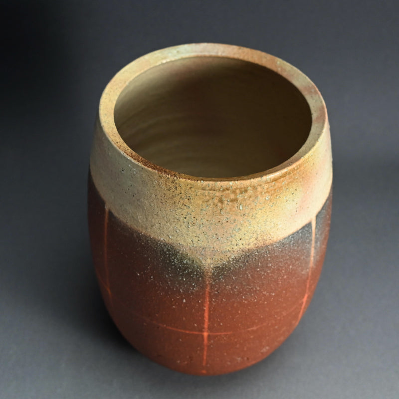 Hagi Vase ー大和 保男 “萩焼 素箔花瓶”