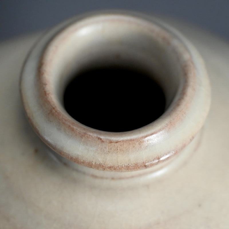 Hagi Bottle Vase ー三輪 栄造 “萩花入”