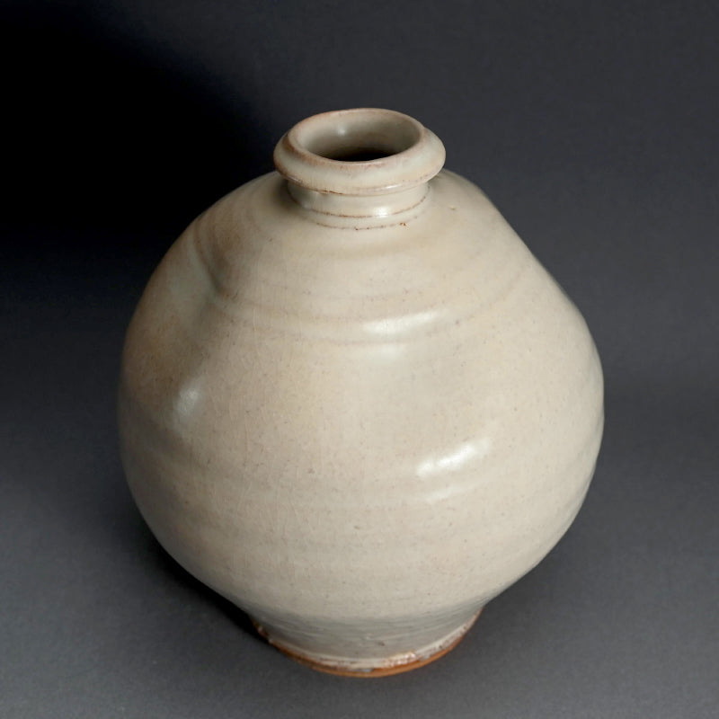 Hagi Bottle Vase ー三輪 栄造 “萩花入”