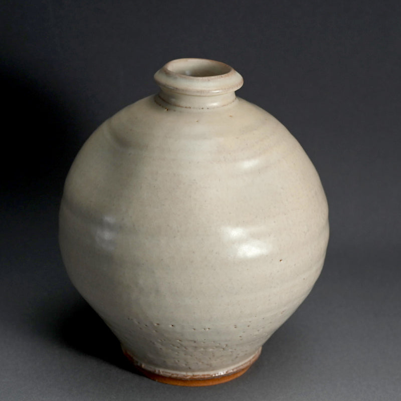 Hagi Bottle Vase ー三輪 栄造 “萩花入”