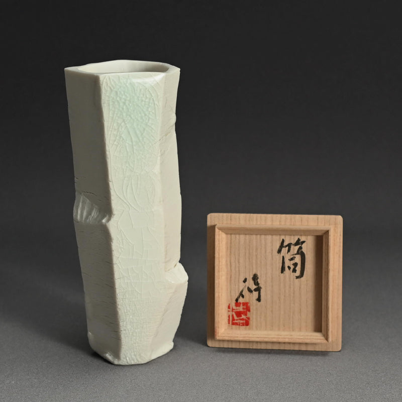 Exquisite Porcelain Vase ー小川 待子 “筒”