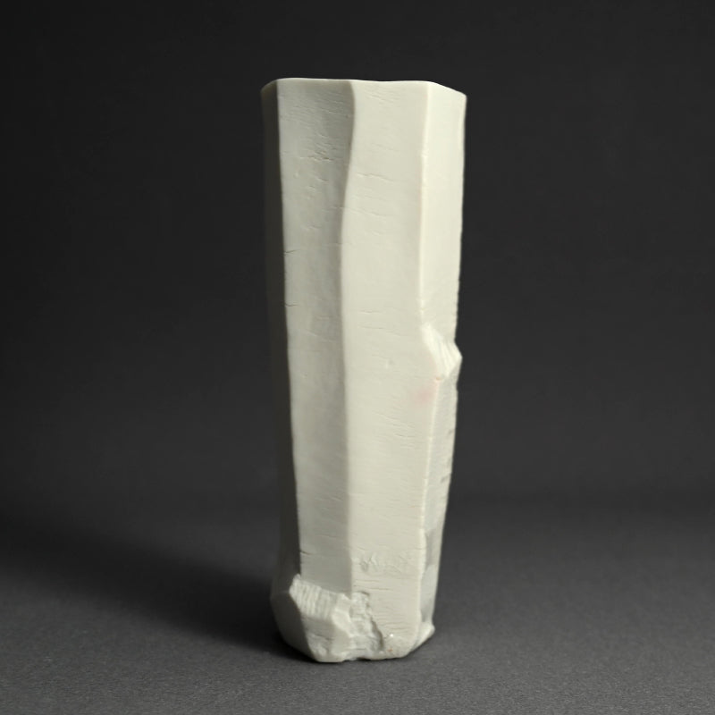 Exquisite Porcelain Vase ー小川 待子 “筒”