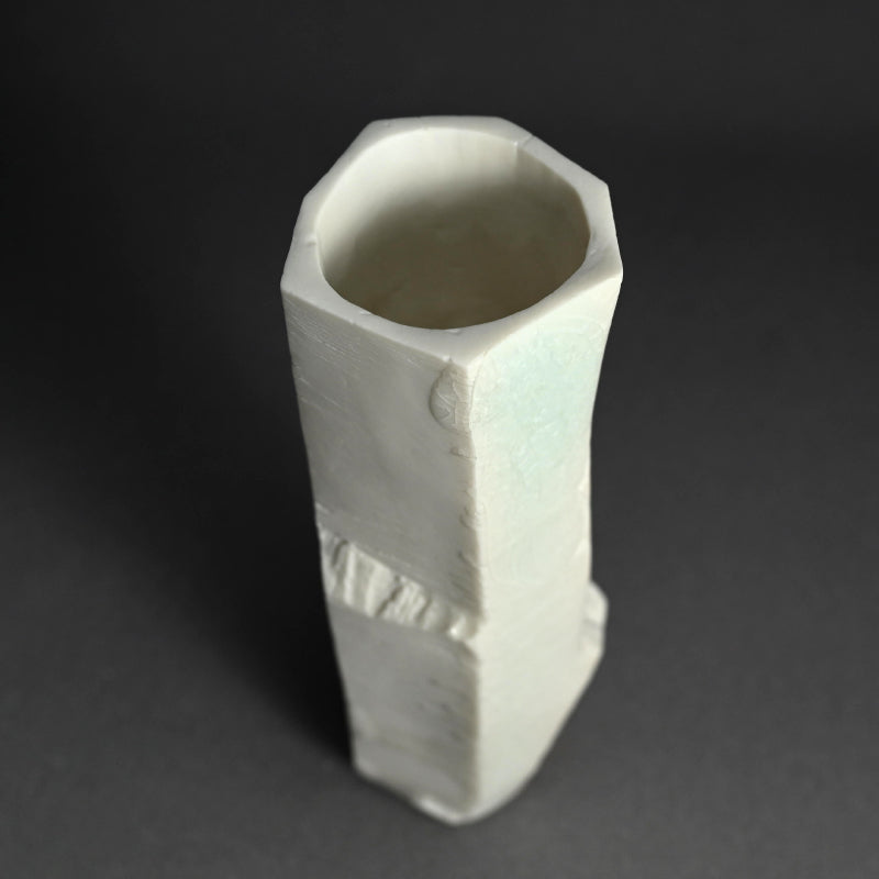 Exquisite Porcelain Vase ー小川 待子 “筒”