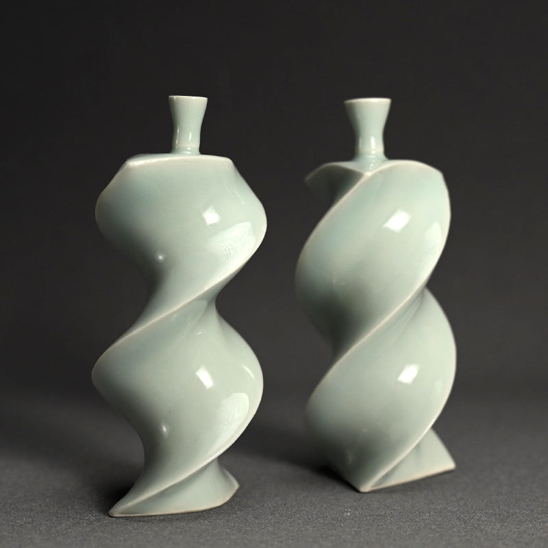 Pair Mentori Covered Vases ー八木 明 “面取り 蓋物”