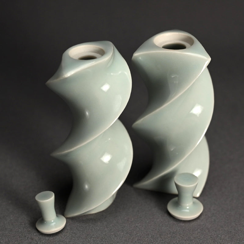Pair Mentori Covered Vases ー八木 明 “面取り 蓋物”