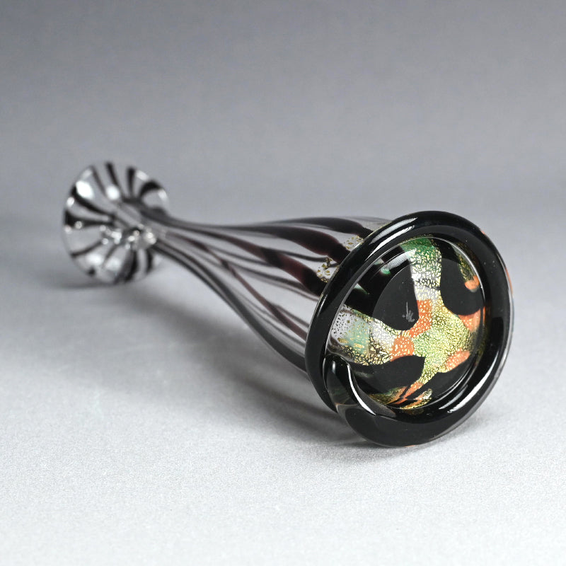 Flowering Glass Vase ー小林 貢 “寅吹硝子 野の花のために”