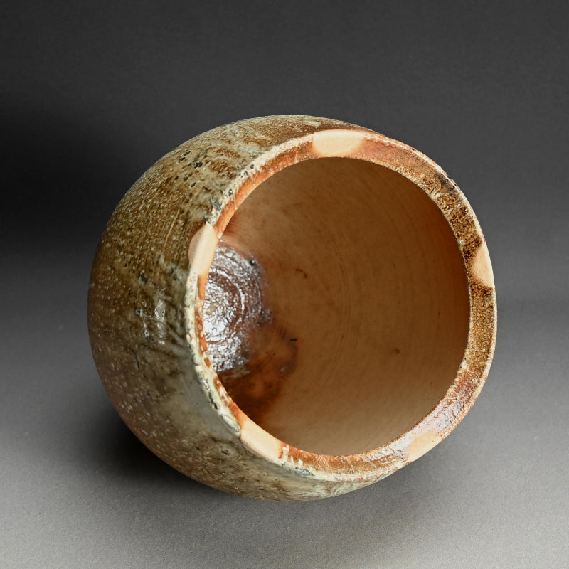 Deep Ash-Blasted Vase ー今井 理佳 “自然釉 鉢”