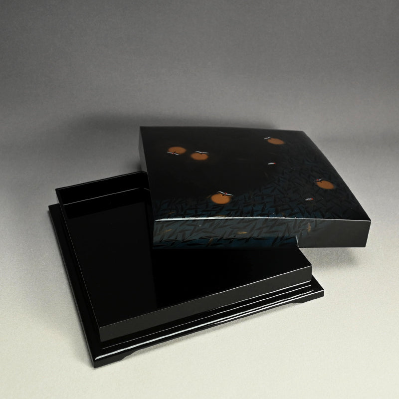 Lacquer Poem Card Box, Fireflies ー吉田 宗閑 “漆蛍蒔絵 色紙筥 壱”