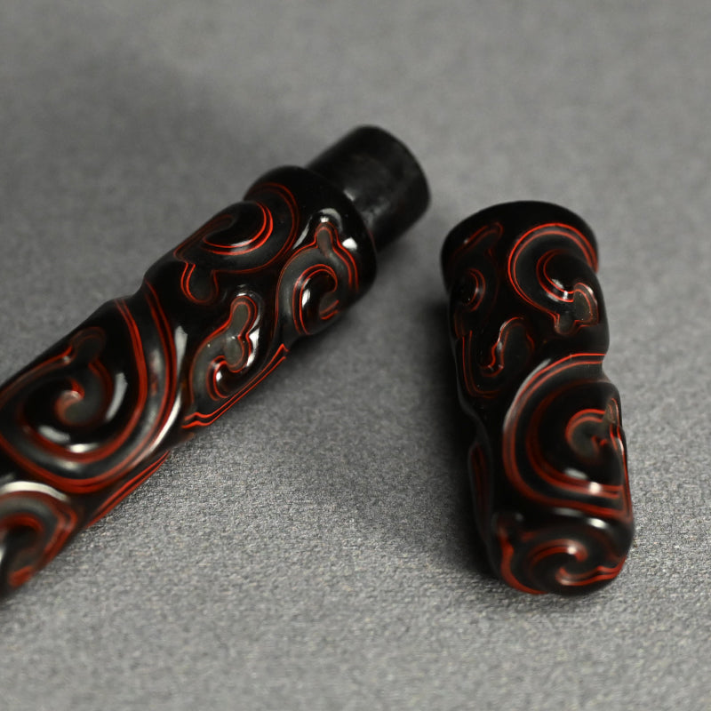 Carved Lacquer Kozutsu Incense Case by Chikusen
