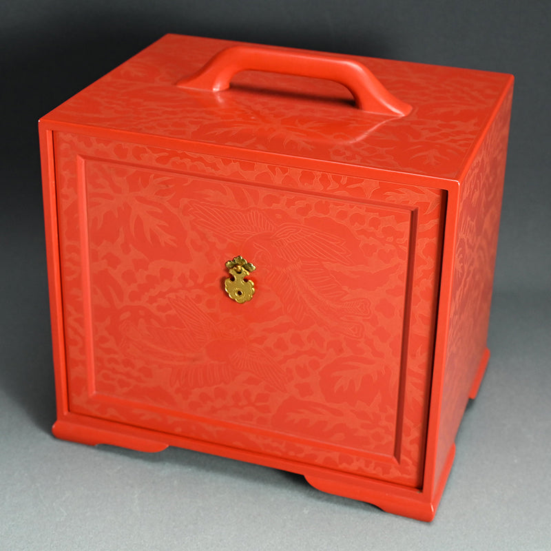 Engraved Cinnabar Lacquer Kikyoku Sencha Tea Cabinet ー朱毛彫器局