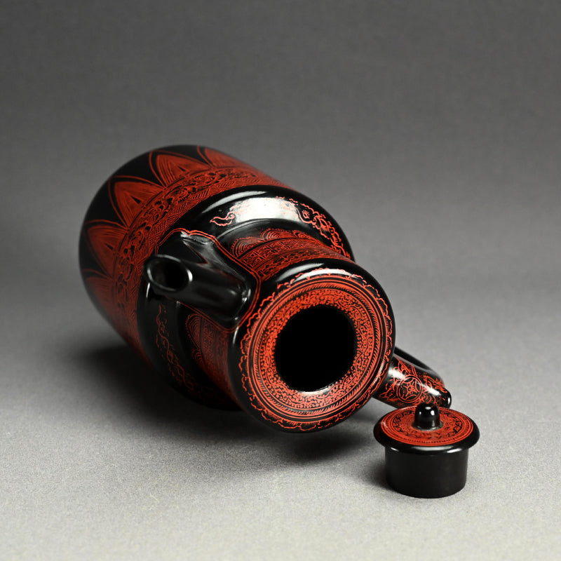 Antique Japanese Kinma Lacquered Choshi Pot ー木製 銚子