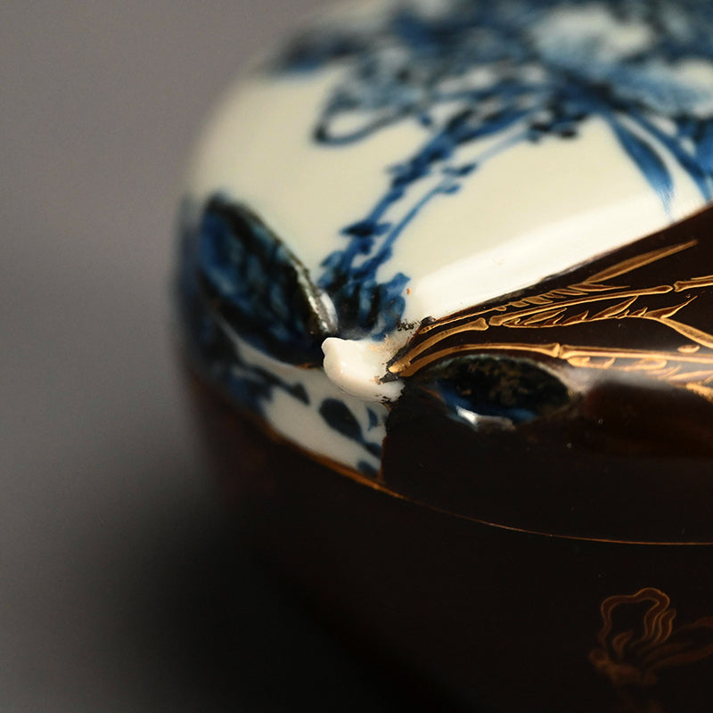 Gold-Lacquered Peach-Shaped Porcelain Container