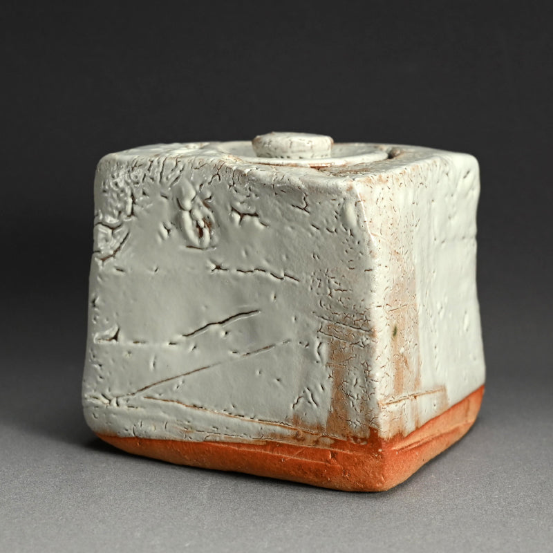 Contemporary Hagi Mizusashi, LNT ー十一代 三輪 休雪 "萩四方水指"