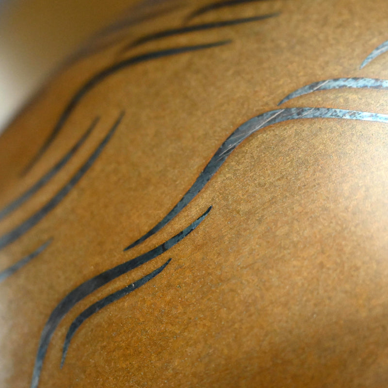 Superb Bronze Vase ー中川 浄益, 瑞翁宗左 "花入 波銀象嵌"