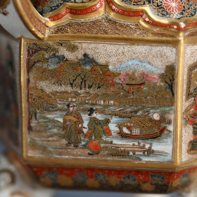 Meiji Period Satsuma Incense Burner ー薩摩錦手 人物風景文六角香炉