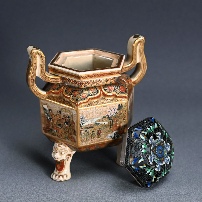 Meiji Period Satsuma Incense Burner ー薩摩錦手 人物風景文六角香炉