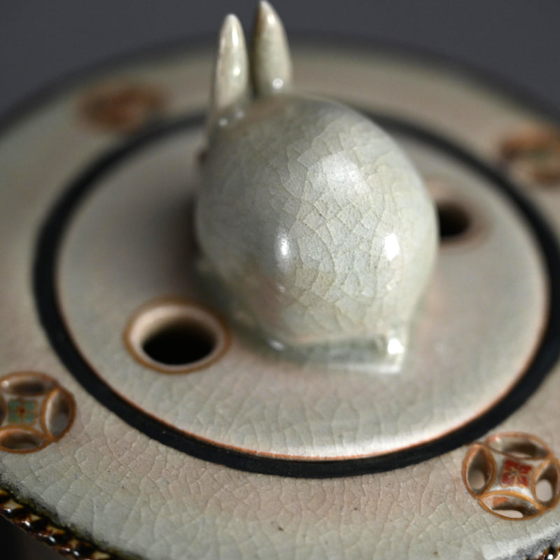 Rabbit Koro Incense Burner ー初代 久世 久宝 "兎 香爐"