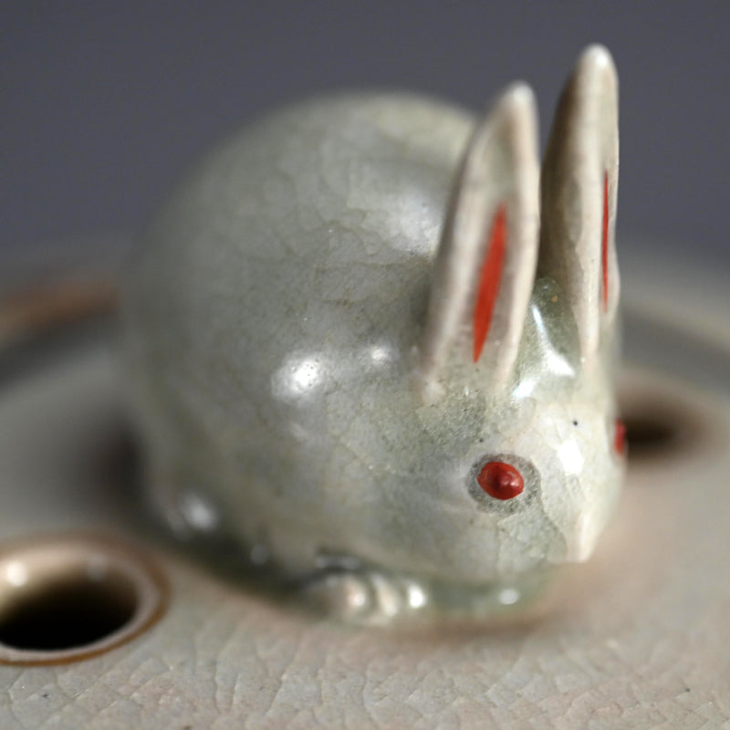 Rabbit Koro Incense Burner ー初代 久世 久宝 "兎 香爐"