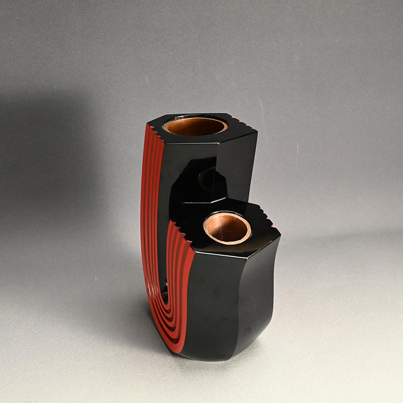 Contemporary Stylish Lacquer Vase by Kyuho