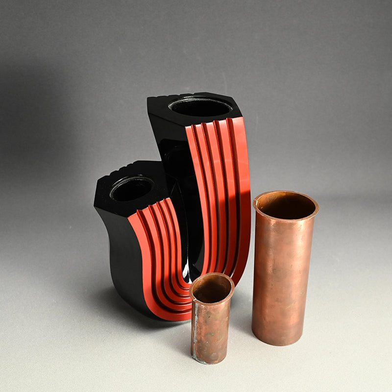 Contemporary Stylish Lacquer Vase by Kyuho