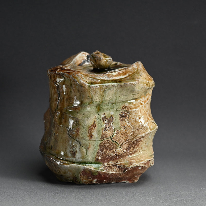 Iga Shinogi Mizusashi Water jar ー新 学 “伊賀 鎬水指”