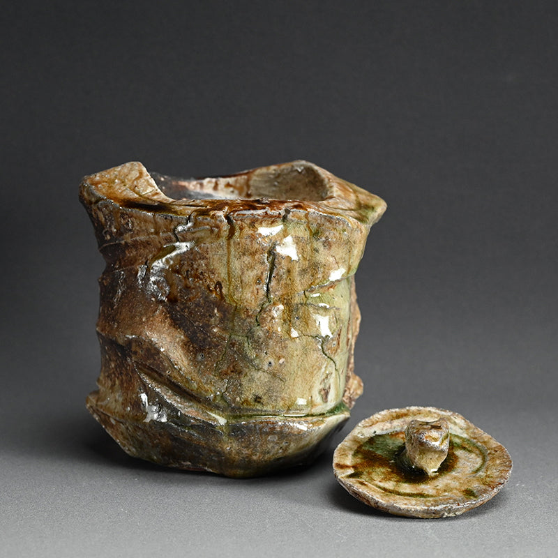 Iga Shinogi Mizusashi Water jar ー新 学 “伊賀 鎬水指”